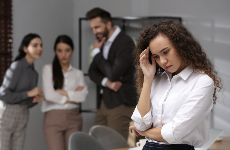 cómo denunciar la discriminación laboral