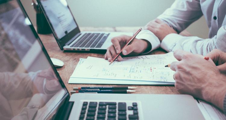 Capítulo Primero del Real Decreto-ley 8/2020, de 17 de mazo, de medidas urgentes extraordinarias para hacer frente al impacto económico y social del COVID-19